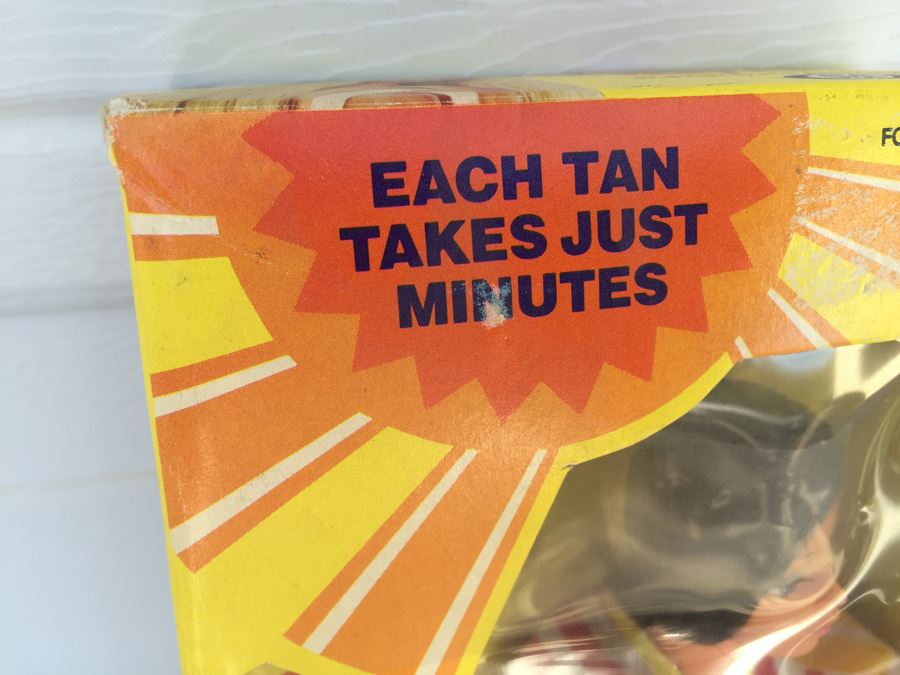 Suntan Tuesday Taylor Doll By Ideal New In Box Vintage 1977 [Photo 2]