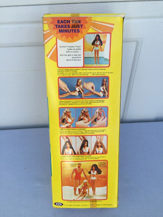 Suntan Tuesday Taylor Doll By Ideal New In Box Vintage 1977 [Photo 10]