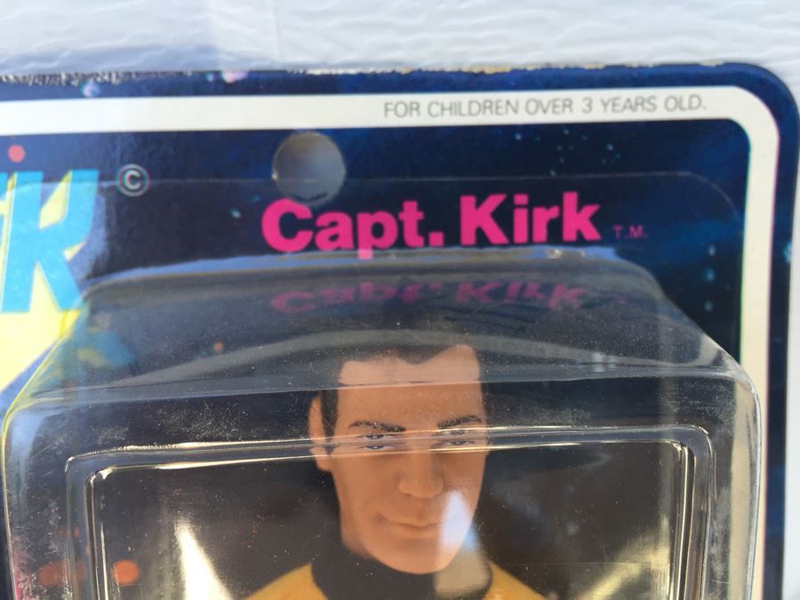 Capt. Kirk Star Trek 8' Action Figure Sealed On Card MEGO Vintage 1974 [Photo 4]