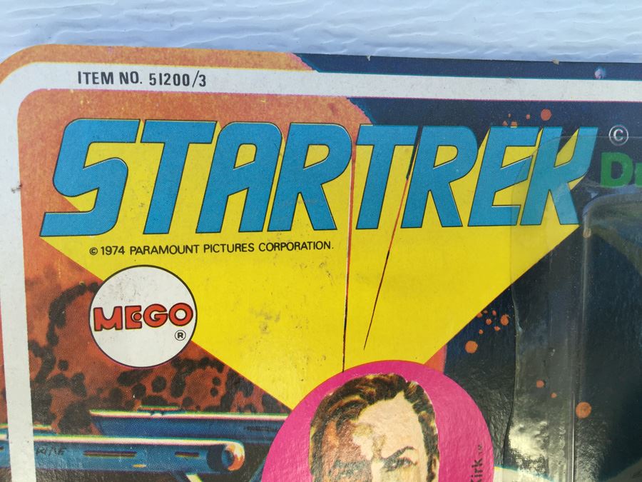 Dr. McCoy (Bones) Star Trek 8' Action Figure Sealed On Card MEGO Vintage 1974 [Photo 4]