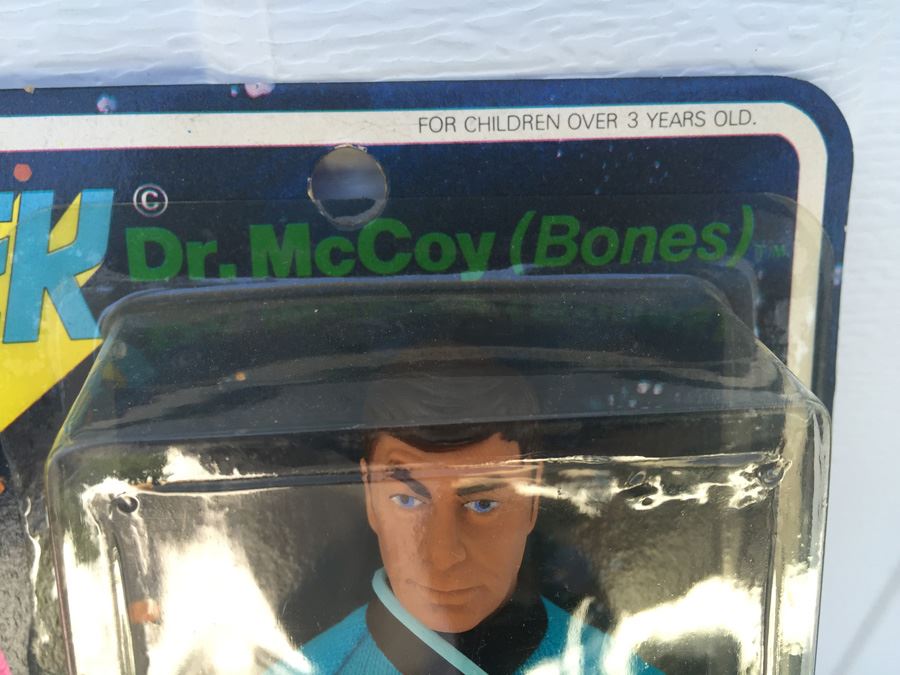 Dr. McCoy (Bones) Star Trek 8' Action Figure Sealed On Card MEGO Vintage 1974 [Photo 3]