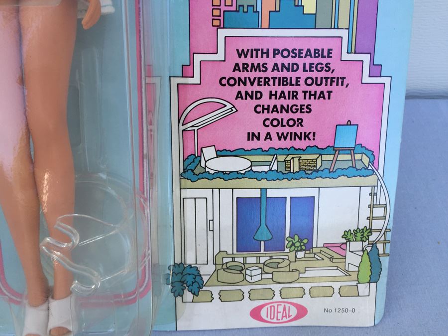 Tuesday Taylor Doll Ideal New On Card Vintage 1976 [Photo 5]