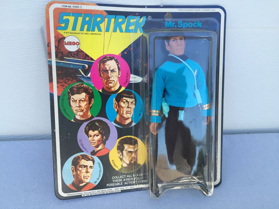 Mr. Spock Star Trek 8' Action Figure Sealed On Card MEGO Vintage 1974 [Photo 1]