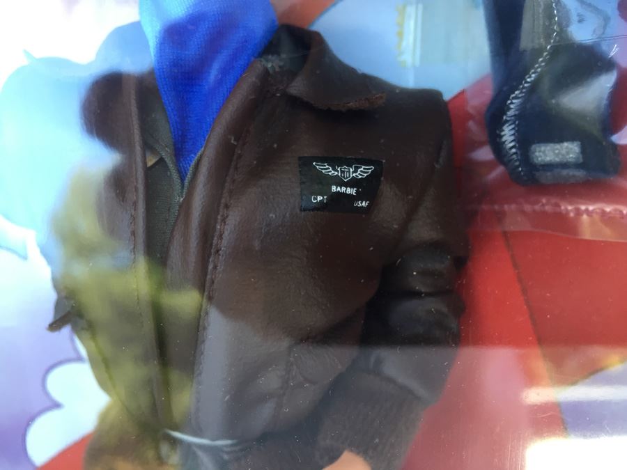 Air Force Barbie Stars 'N Stripes Limited Edition Special Mattel New In Box Vintage 1990 [Photo 4]