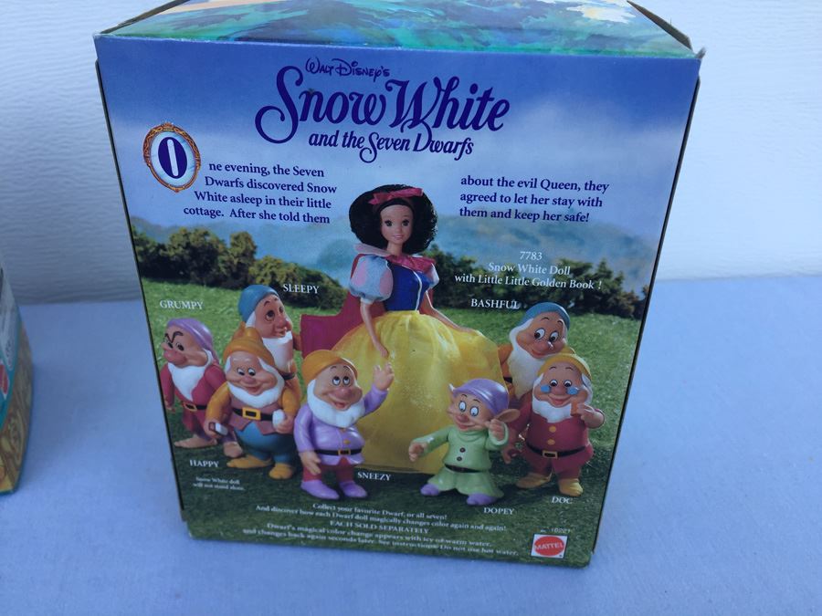 Walt Disney's Snow White And The Seven Dwarfs Grumpy & Doc Dolls Mattel New In Box Vintage 1992 [Photo 4]