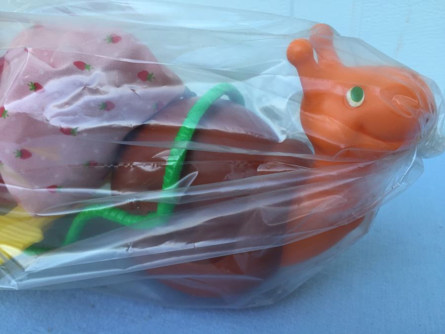 Strawberry Shortcake Snail Cart In Box Kenner [Photo 8]