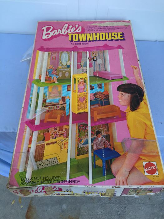 Barbie's Townhouse 3 1/2' High In Box Mattel Vintage 1974