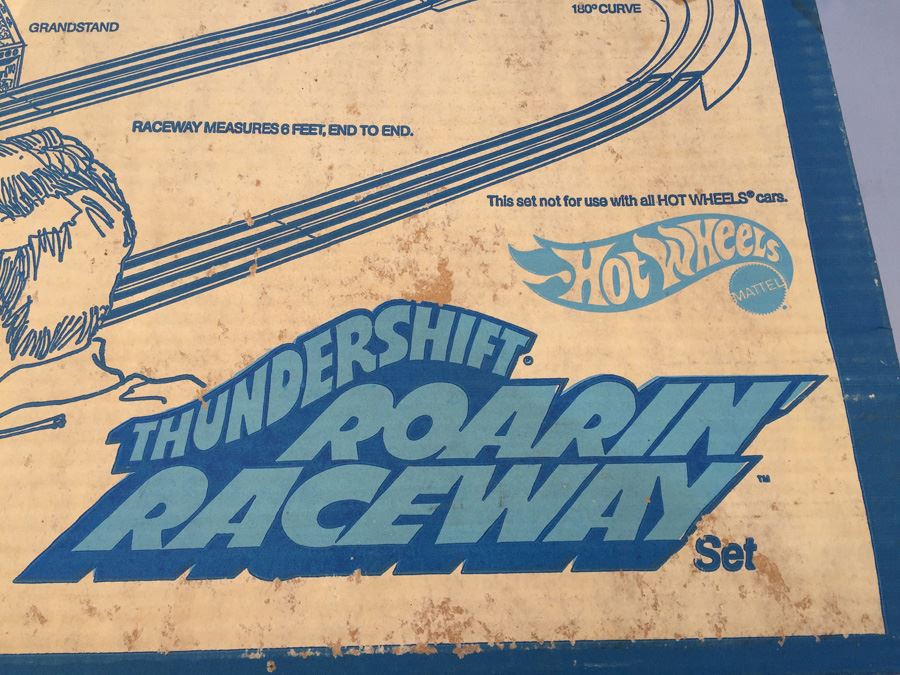 Hot Wheels Thundershift Roarin' Raceway With Two Hot Wheel Cars Mattel New In Box Vintage 1978 [Photo 7]