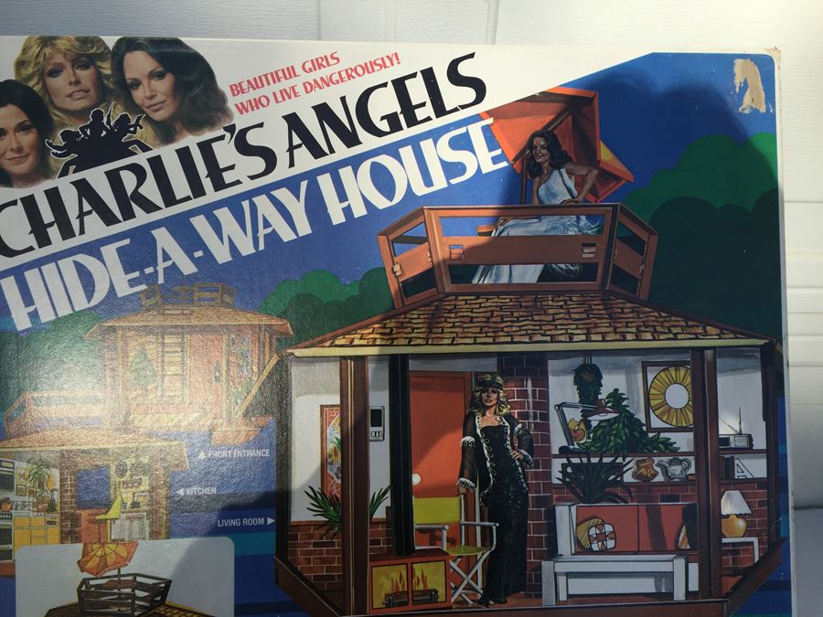 Charlie's Angels Hide-A-Way House Hasbro New In Box Vintage 1977 [Photo 6]
