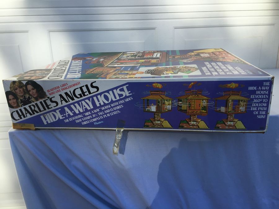 Charlie's Angels Hide-A-Way House Hasbro New In Box Vintage 1977 [Photo 8]