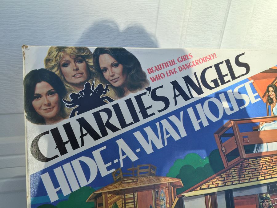 Charlie's Angels Hide-A-Way House Hasbro New In Box Vintage 1977 [Photo 5]