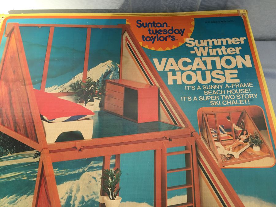 Suntan Tuesday Taylor's Summer-Winter Vacation House IDEAL New In Box Vintage 1977 [Photo 6]