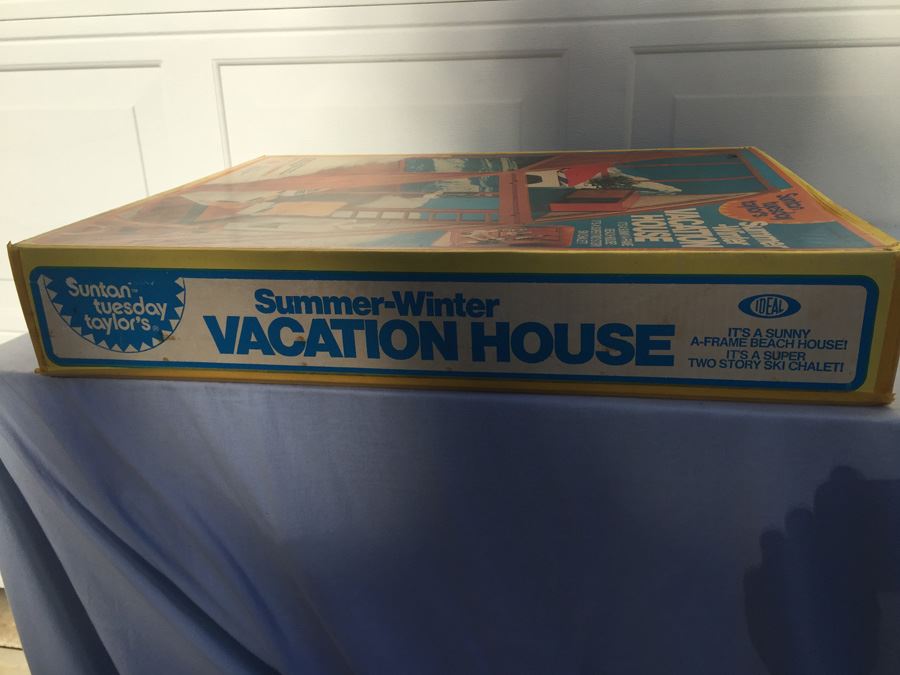 Suntan Tuesday Taylor's Summer-Winter Vacation House IDEAL New In Box Vintage 1977 [Photo 10]