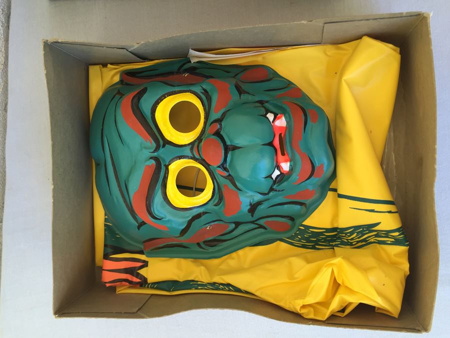 J. R. R. Tolkien The Lord Of The Rings FRODO Vintage Halloween Costume With Mask Collegeville New In Box Vintage 1979 Very Rare [Photo 3]