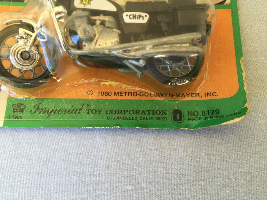 CHiPs Die-Cast Metal Motorcycle New On Card Imperial Toy Vintage 1980 [Photo 3]