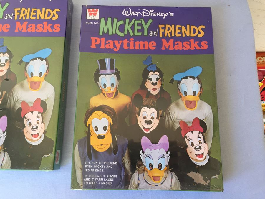 Pair Of Mickey And Friends Playtime Masks Walt Disney Whitman New In Box Vintage 1977 [Photo 2]
