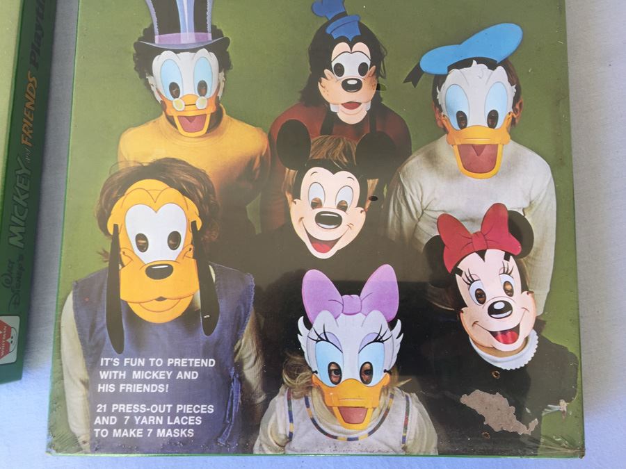 Pair Of Mickey And Friends Playtime Masks Walt Disney Whitman New In Box Vintage 1977 [Photo 3]