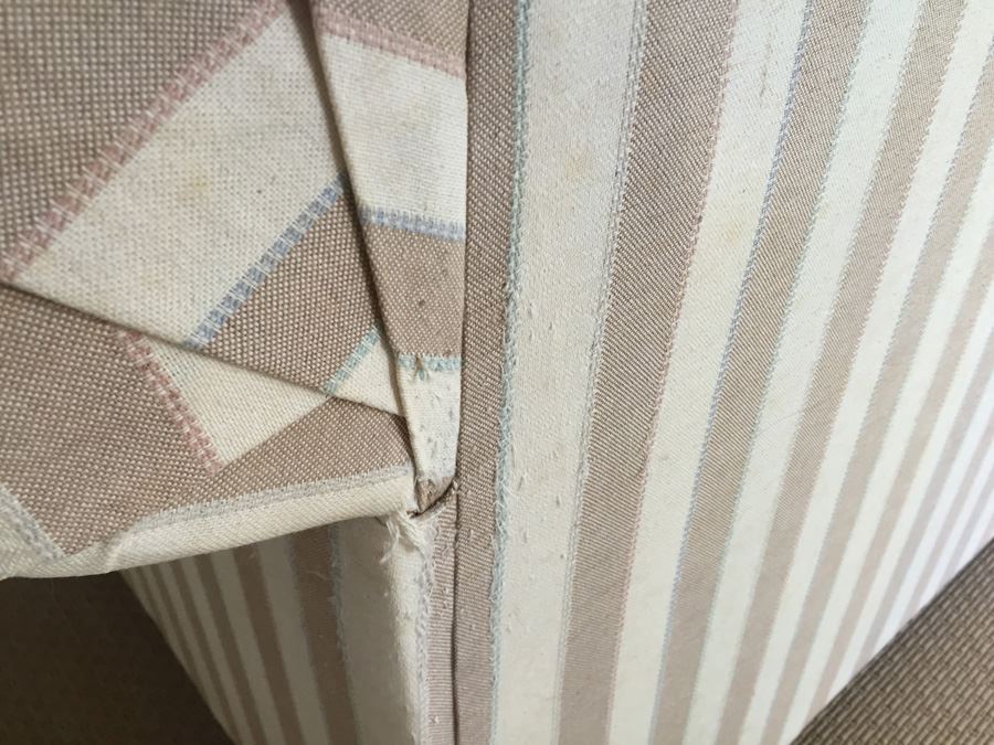 Upholstered Striped Sofa SLEEPER [Photo 6]