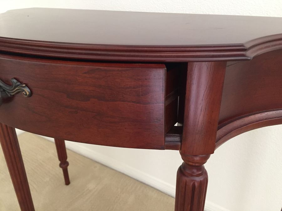 Bombay Table With Drawer [Photo 5]