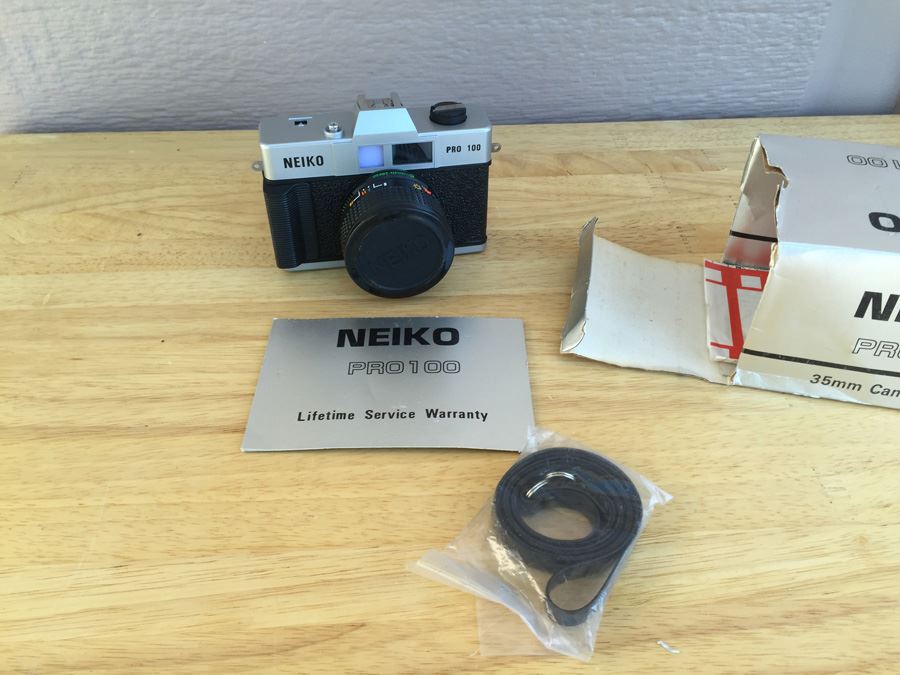 NEIKO Pro 100 35MM Camera With Box [Photo 2]