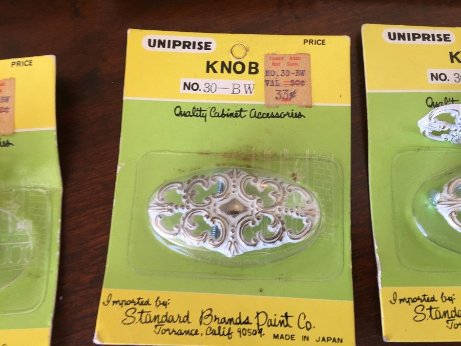 Vintage Pulls Knobs In Packaging [Photo 2]