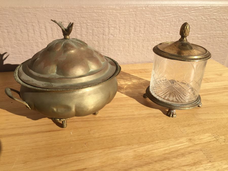 Footed Bowl Lot [Photo 1]