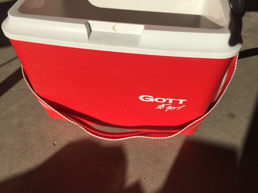 Red Gott Cooler [Photo 2]