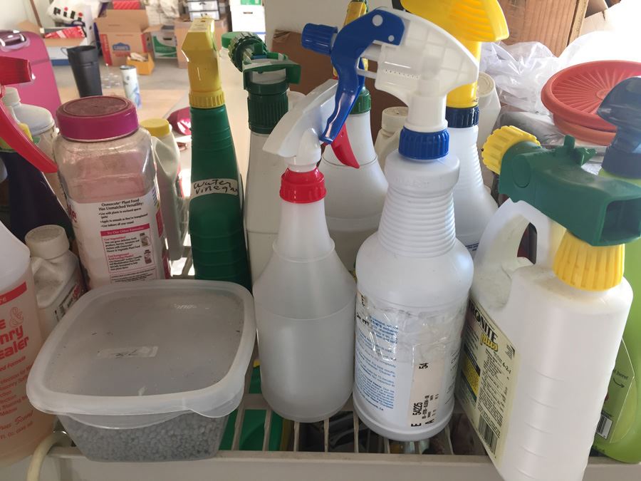 Plastic Outdoor Shelf With Gardening Equipment, Supplies And Contents [Photo 7]