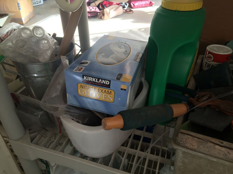 Plastic Outdoor Shelf With Gardening Equipment, Supplies And Contents [Photo 11]