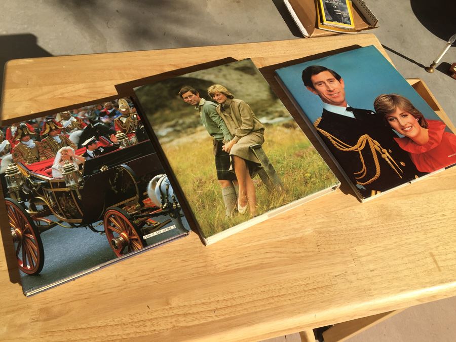 Royal Wedding Diana Books [Photo 5]