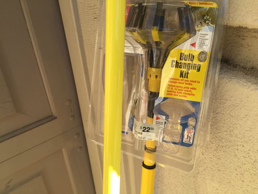 Extension Light Bulb Replacement Tools And Extension Duster [Photo 5]