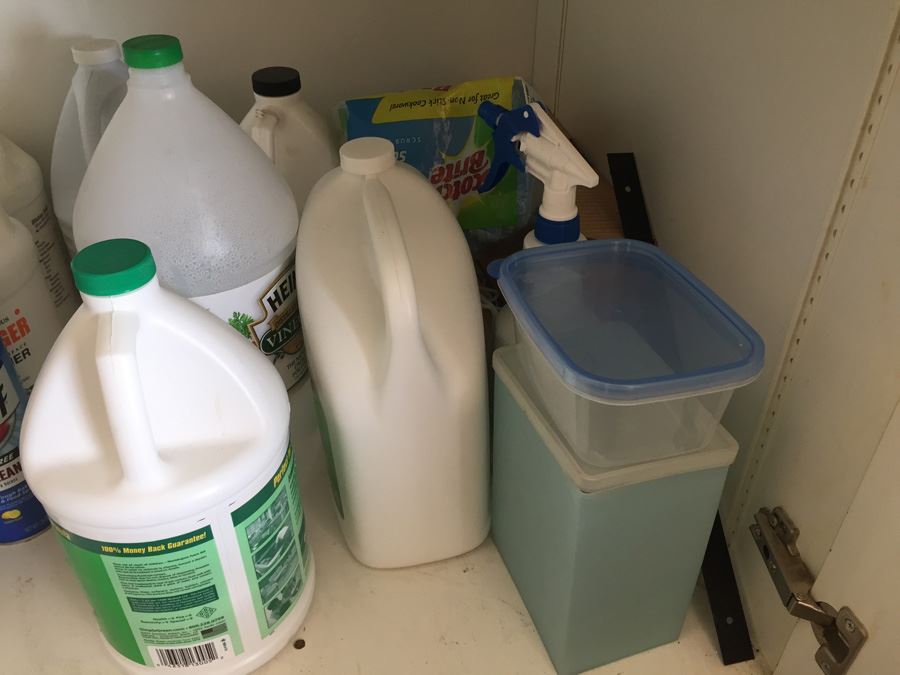 Closet Lot With Kitchen Pans, Cleaning Supplies, Milk Glass And Various Items [Photo 12]