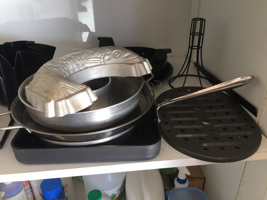 Closet Lot With Kitchen Pans, Cleaning Supplies, Milk Glass And Various Items [Photo 9]