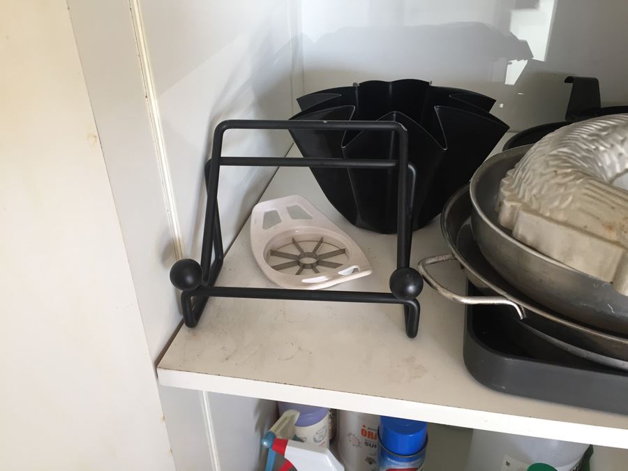 Closet Lot With Kitchen Pans, Cleaning Supplies, Milk Glass And Various Items [Photo 10]