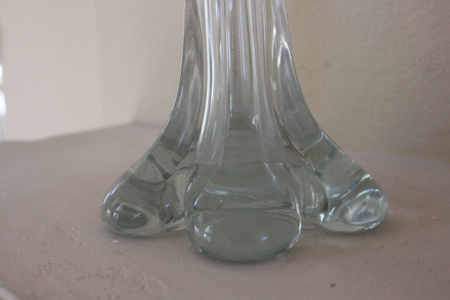 Pair Of Large Vases [Photo 2]