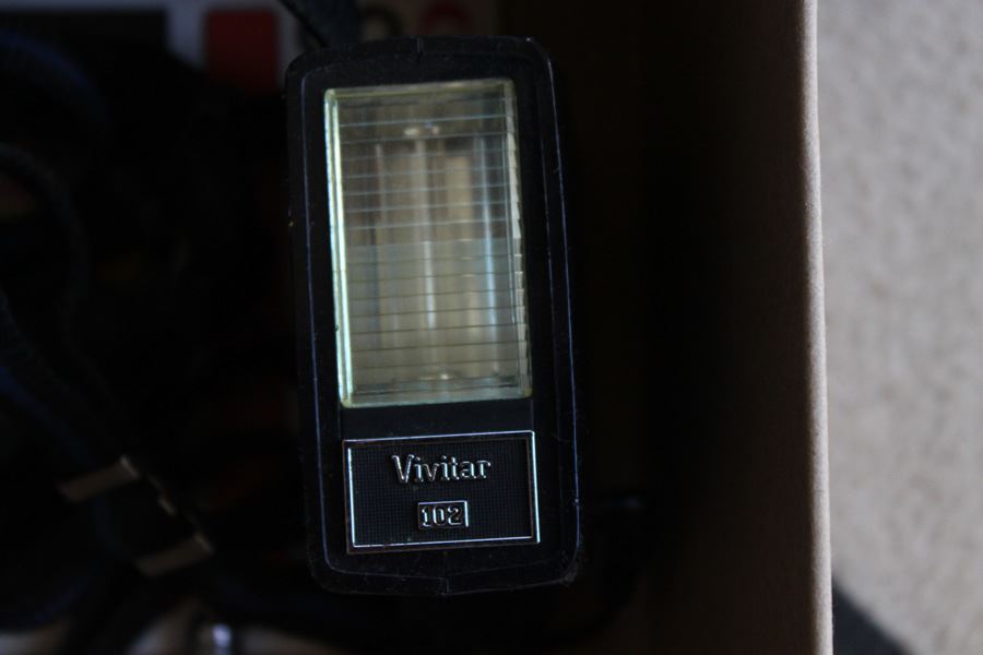 Camera Lot [Photo 4]