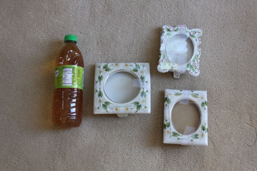 Lefton China Japan Picture Frames [Photo 1]
