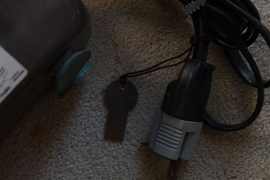 ACCO Electronic Stapler [Photo 5]