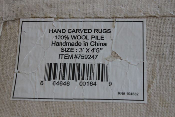 Hand Carved 100% Wool Pile 3' x 4' 6' Area Rug [Photo 5]