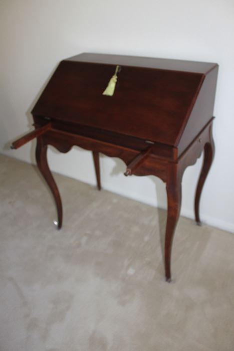 Bombay Secretary Desk With Bombay Rush Seat Chair [Photo 9]