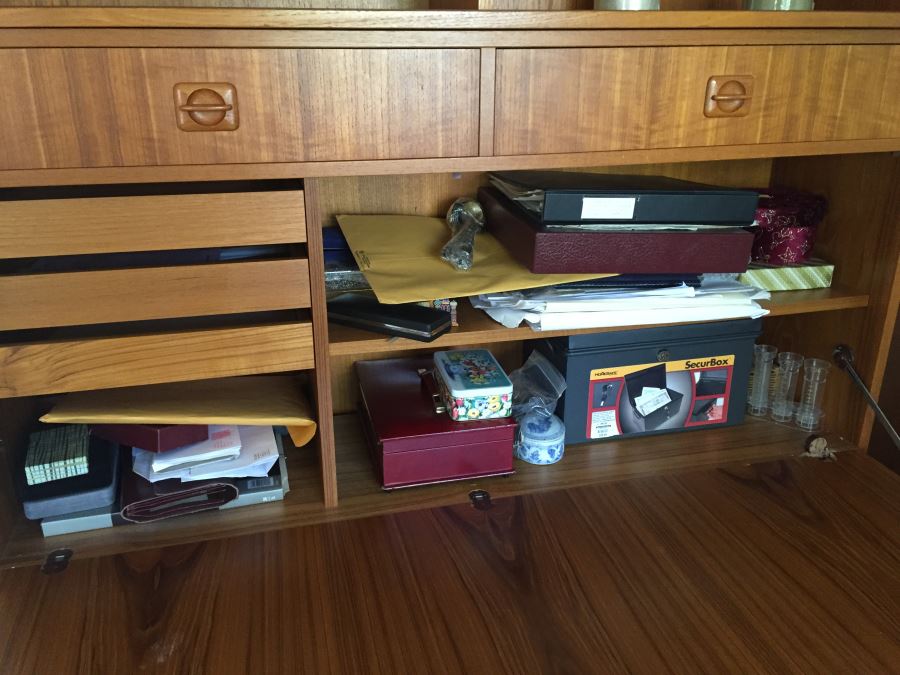 Danish Desk With Hutch Note Damage On Right In Photo Have Key [Photo 6]