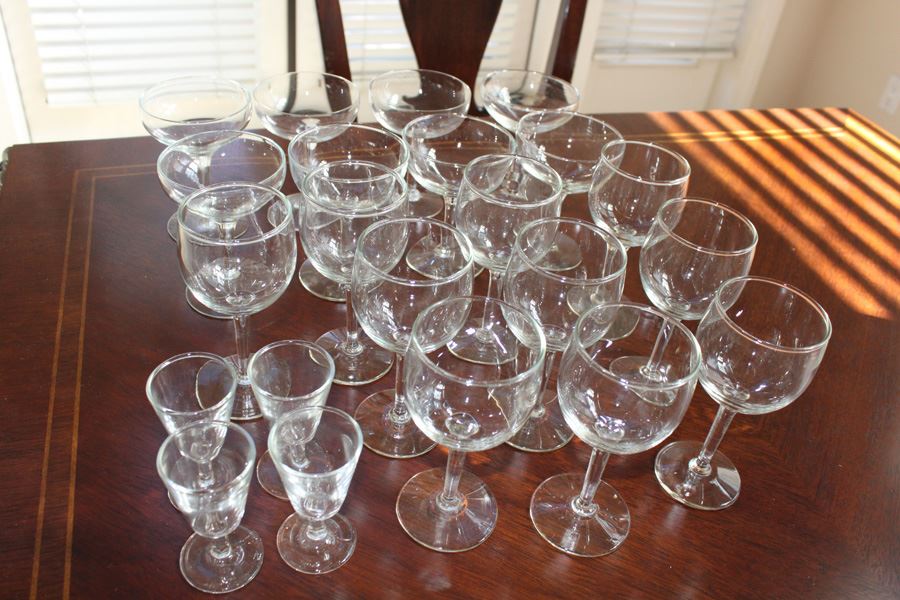 Glass Stemware Lot [Photo 3]