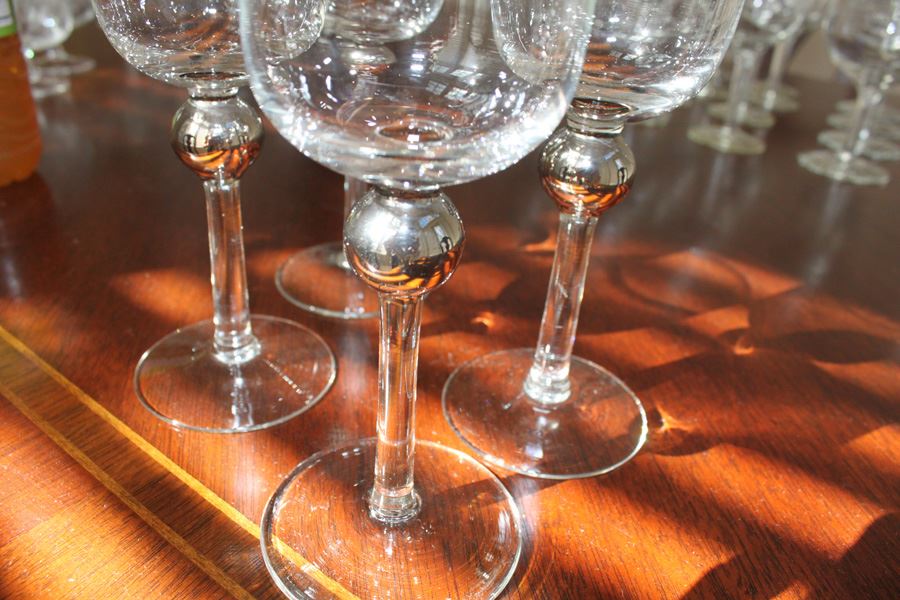 (4) Glass Stemware With Silver Balls Lot [Photo 3]