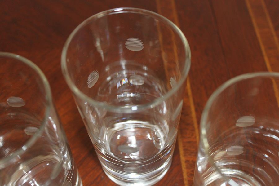 (6) Glass Lot [Photo 3]