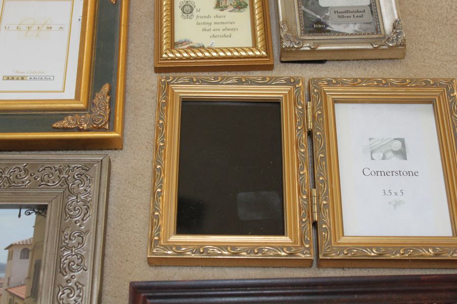 Small Picture Frame Lot [Photo 3]
