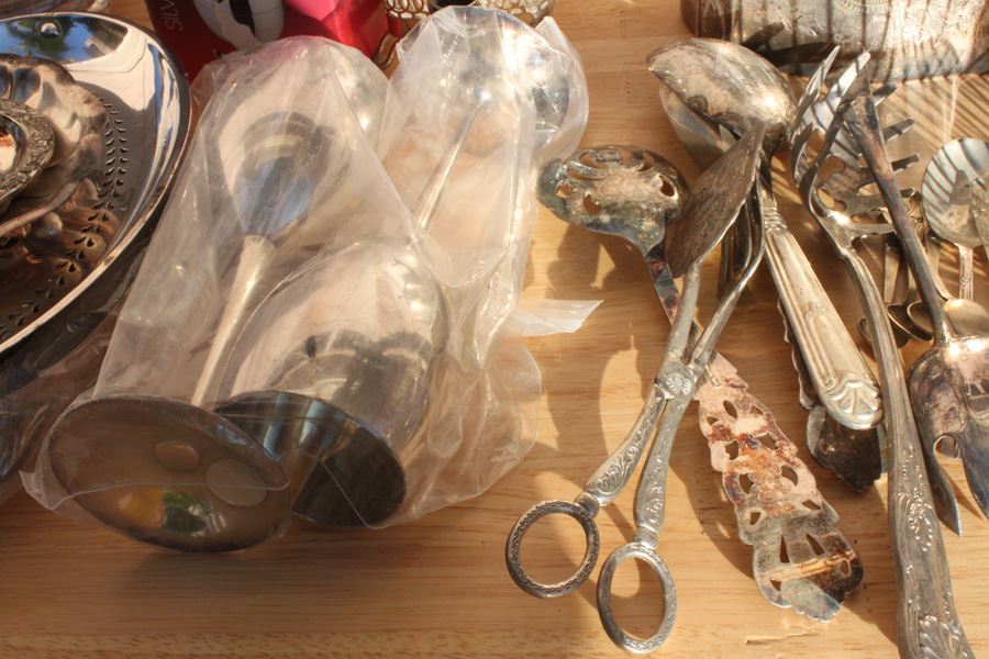 Huge Silverplate Lot [Photo 5]