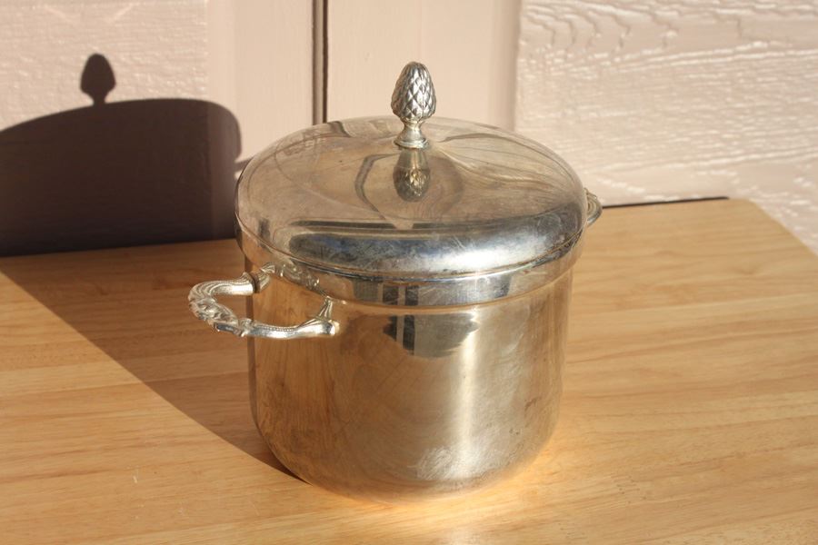 Silverplate Ice Bucket [Photo 2]
