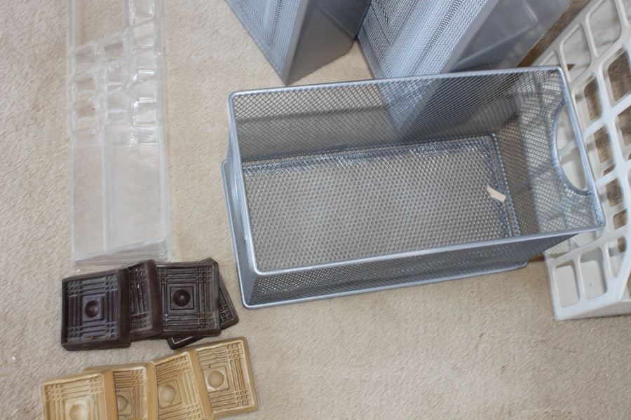 Office Organizer Lot [Photo 3]