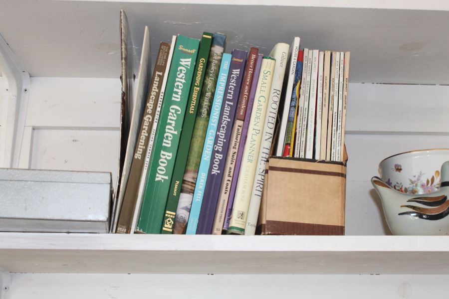 Large Lot Of Items On Shelf In Garage [Photo 6]