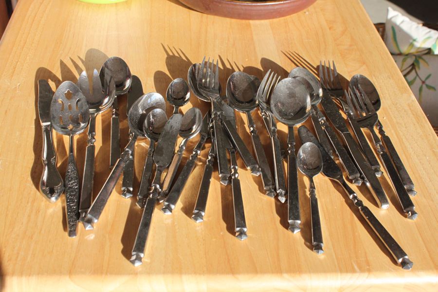 Berndorf Austria Stainless Flatware Set [Photo 2]